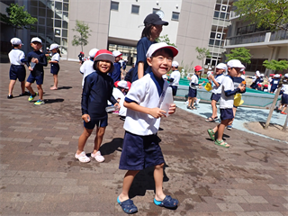 P7108355_R.PNG