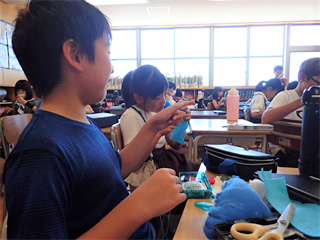 P7158372_R.PNG