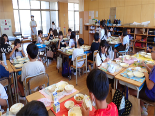 P9018566_R.PNG