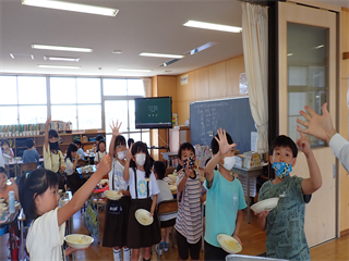 P9018569_R.PNG