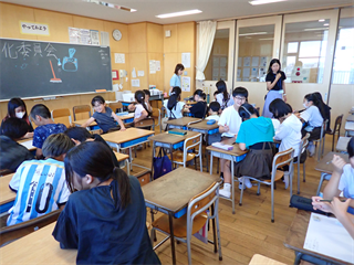 P9018577_R.PNG