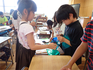 P9048625_R.PNG