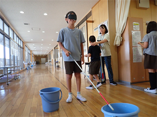 P9228942_R.PNG