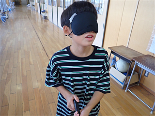 P9228944_R.PNG