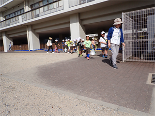 PA109129_R.PNG