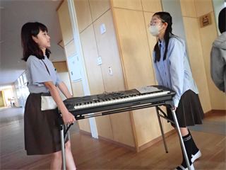 PA209204_R.PNG