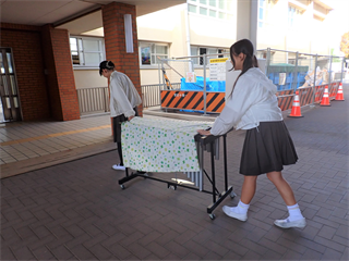PA209207_R.PNG