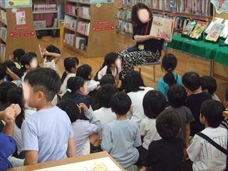 DSCF1818　おはなし会_LI_R.jpg
