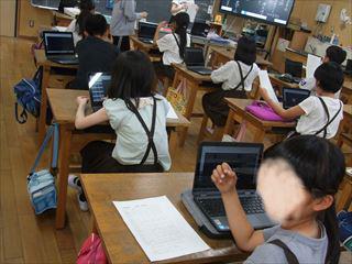InkedDSCF1013掲示委員会_LI_R.jpg