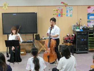 お子様アンサンブル 5年生 弦楽アンサンブル コンサート！！ - 尼崎市立園田小学校