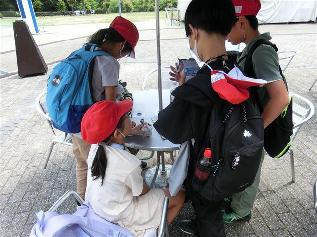CIMG2127_LI_R.jpg